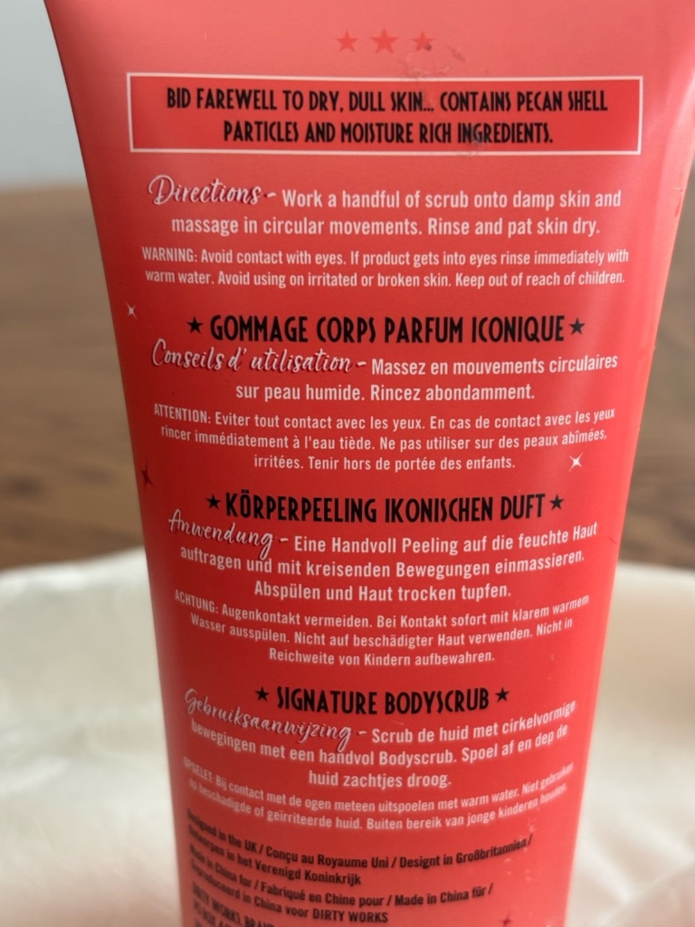 Dirty Works Lovely Scrubbly Body Scrub - Coral - Picture 5 of 7